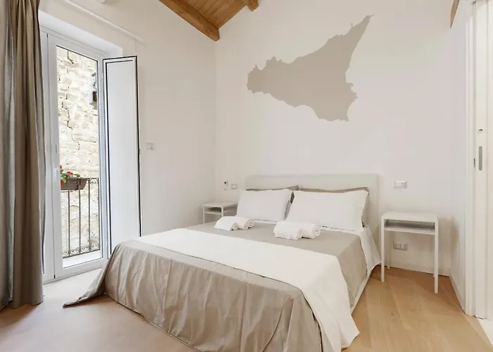 ベッド・アンド・ブレックファスト Sicily Dreams Luxury 4*